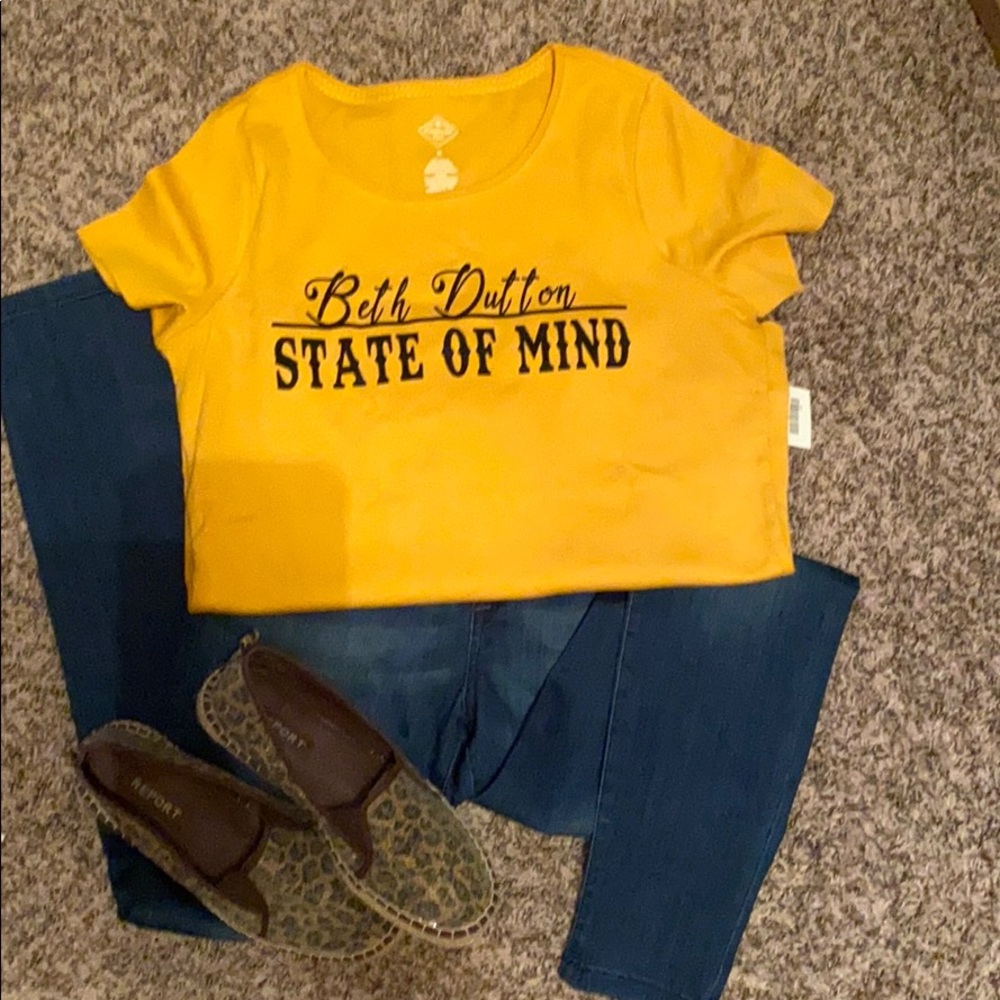 Beth Dutton state of mind tee